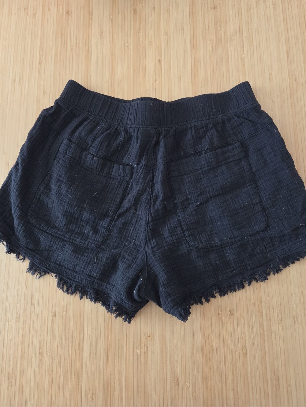 Prana Hideaway Women's Black Short Medium - Picture 3 of 6